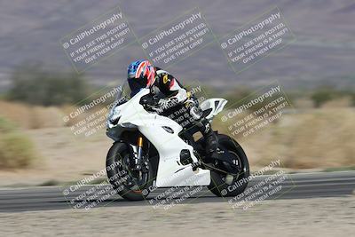 media/Oct-30-2025-Racers Edge (Thu) [[dabbdaf680]]/2-A Group/Session 2 Turn 14 Exit/